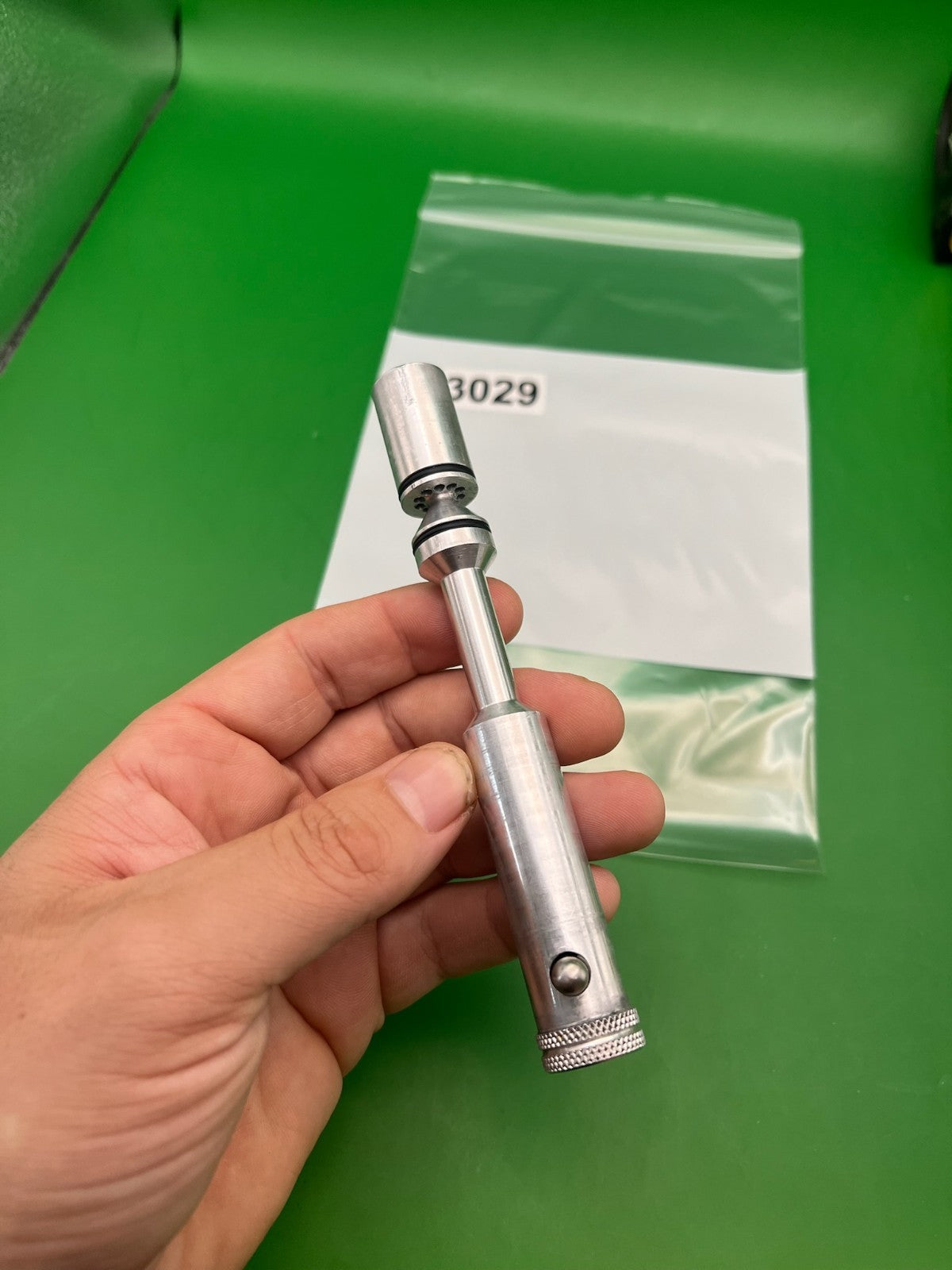 Autococker Bolt