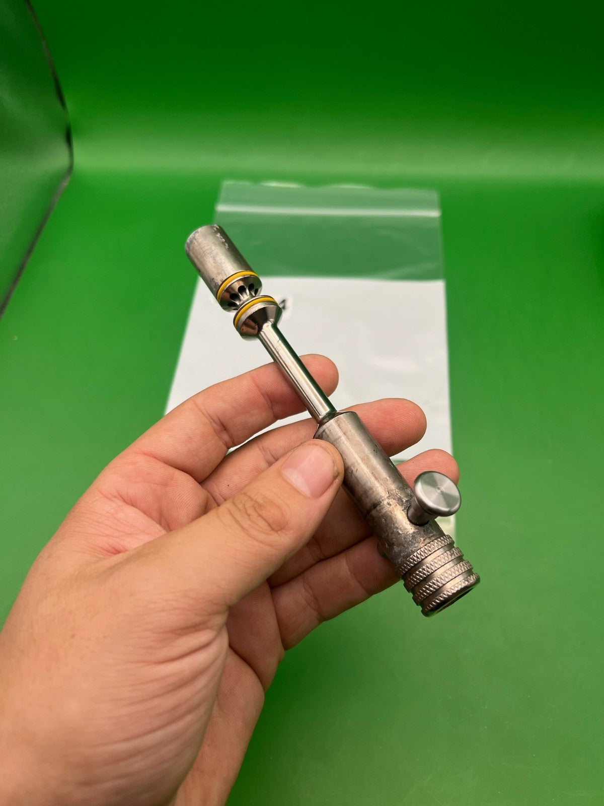 Autococker Bolt
