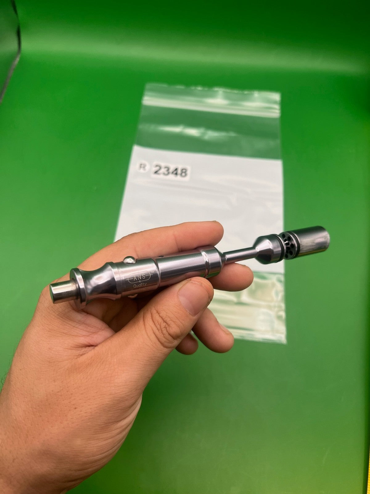 Autococker Bolt
