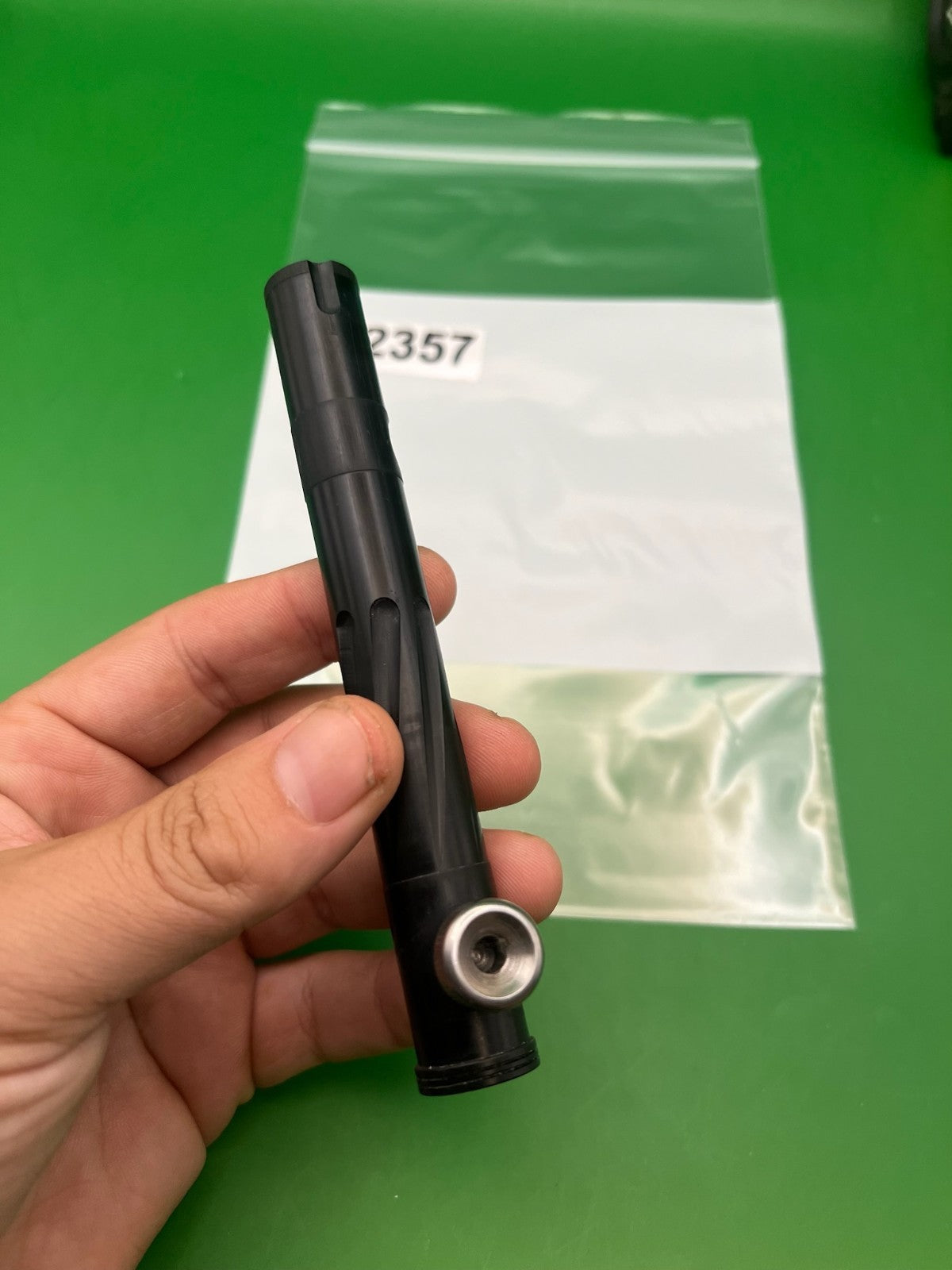Autococker Bolt
