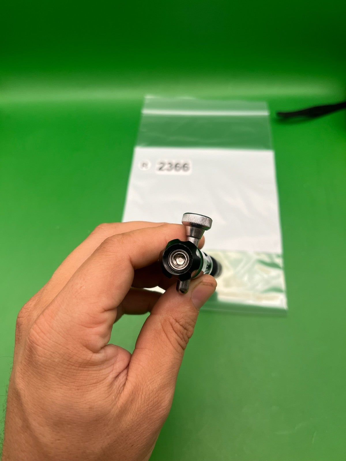 Autococker Bolt