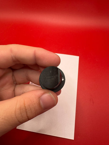 AGD Automag Feed Plug Black