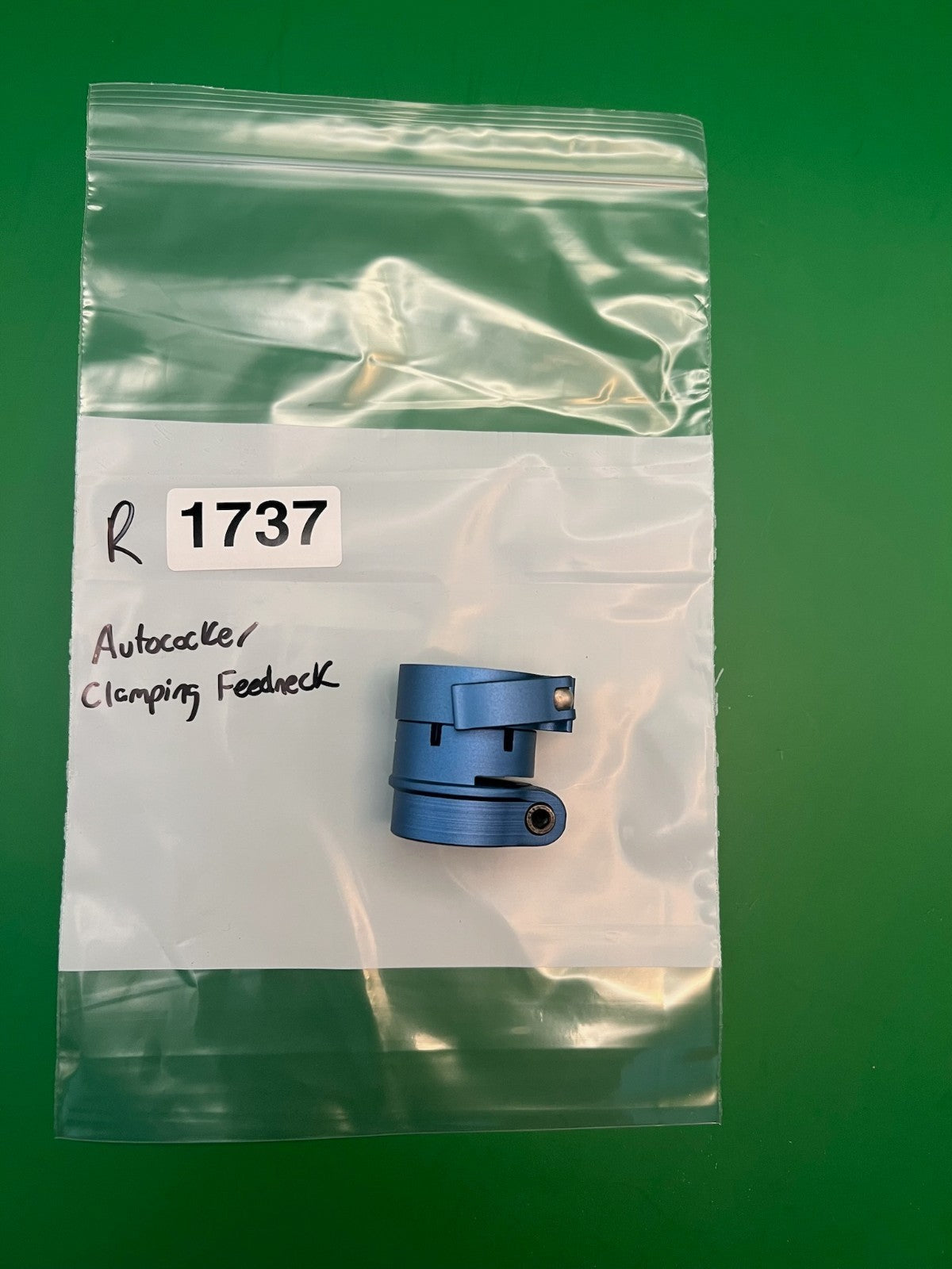 Autococker Clamping Feedneck Blue
