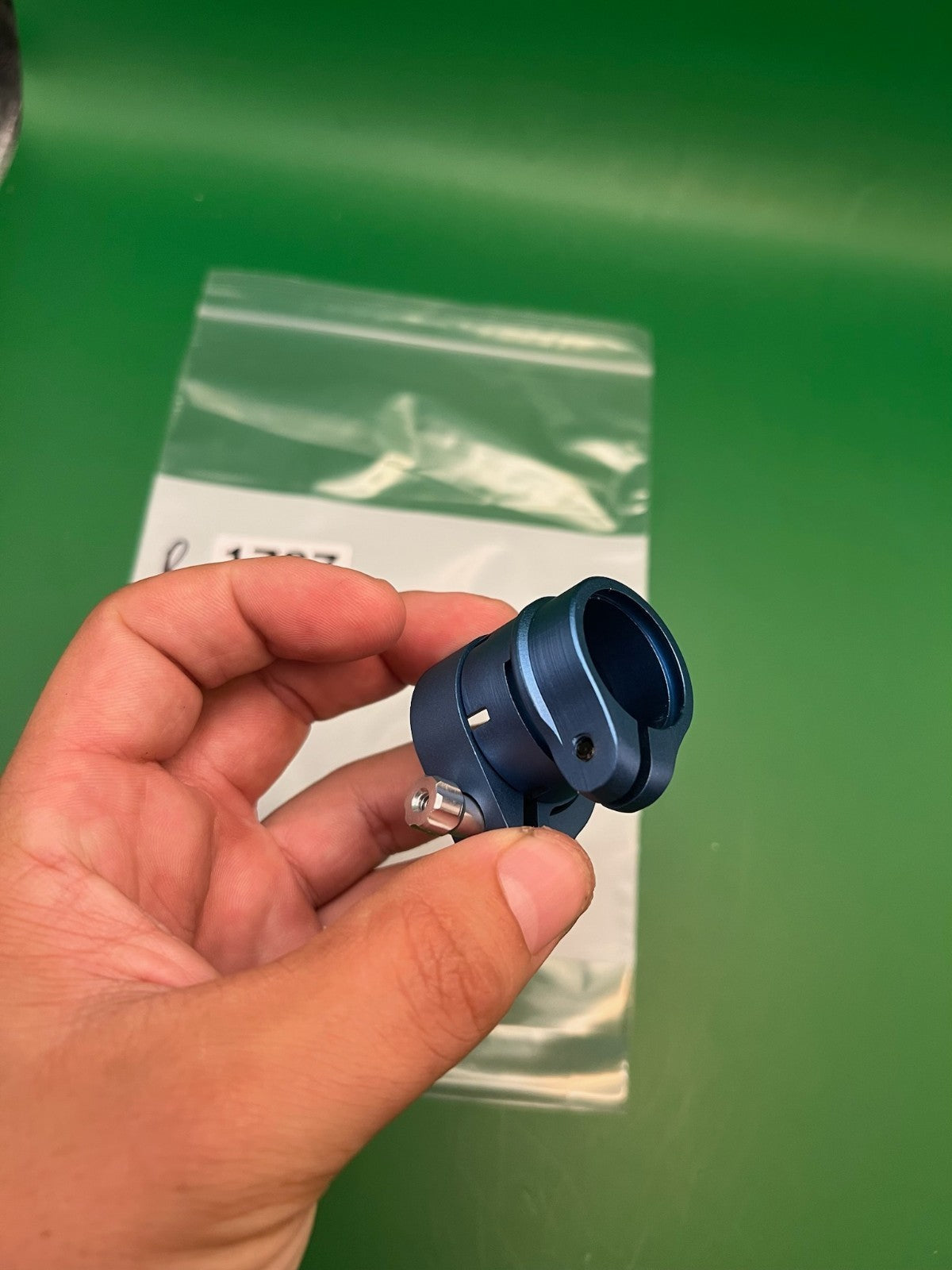 Autococker Clamping Feedneck Blue