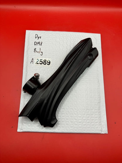 Dye DM8 Body - used paintball marker body - black/dark red anno
