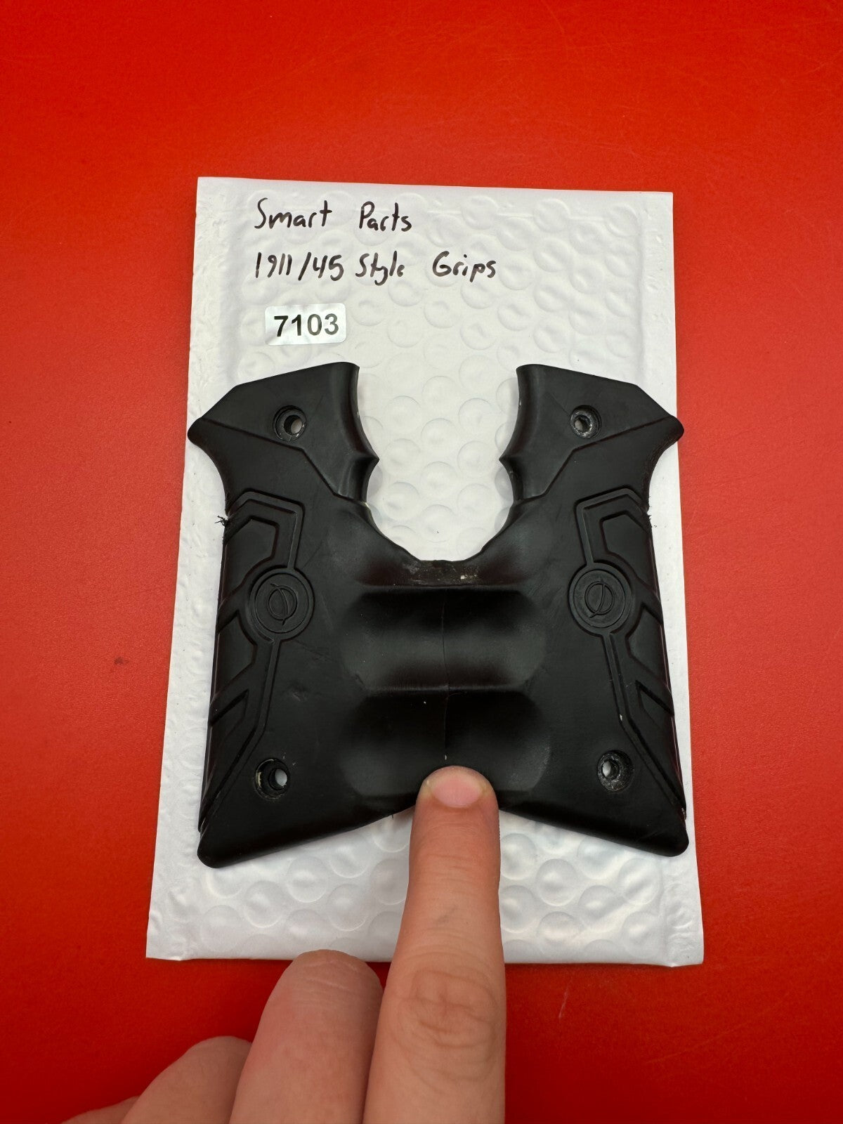 Smart Parts 1911/45 Style Grips