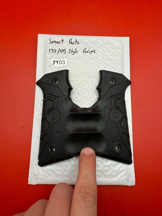Smart Parts 1911/45 Style Grips