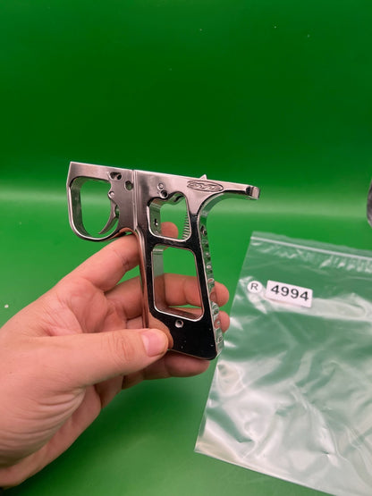 Dye Single Finger Hinge Autococker Frame