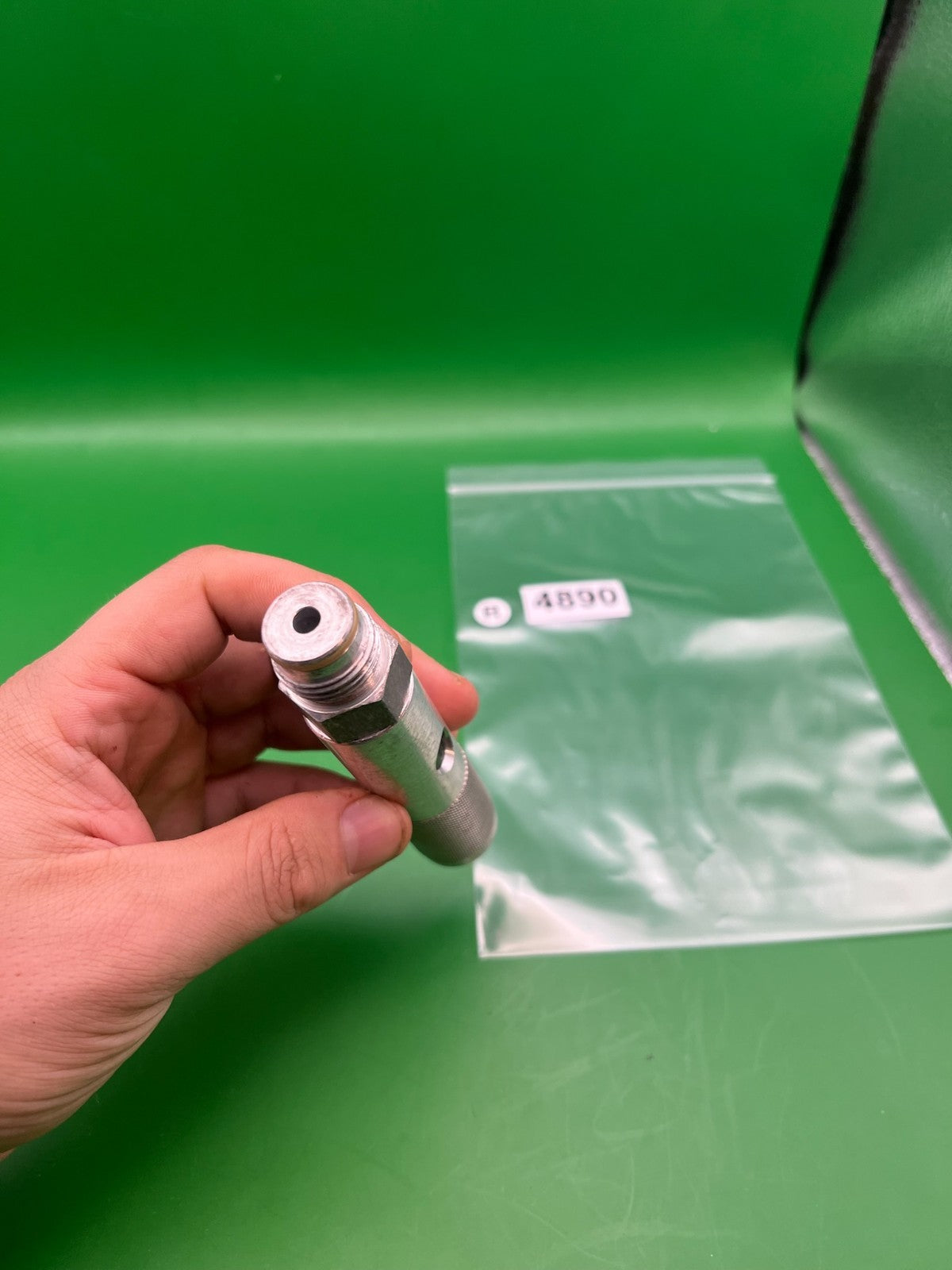 Quick Change Co2 12 Gram Adapter