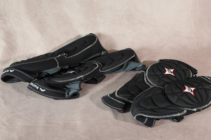 Angel Knee L/XL + arm pads M/L - NOS Never Used