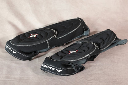 Angel Knee L/XL + arm pads M/L - NOS Never Used