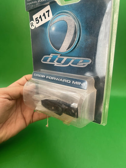 Dye DM Drop Forward Mini Black