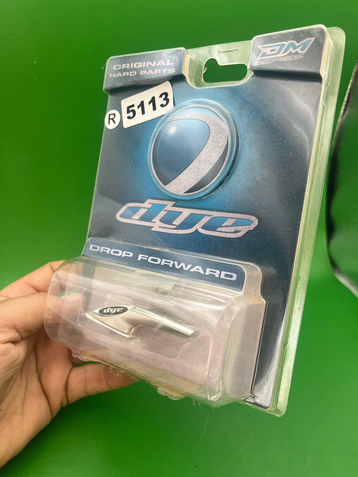 Dye Drop Forward Silver Polished