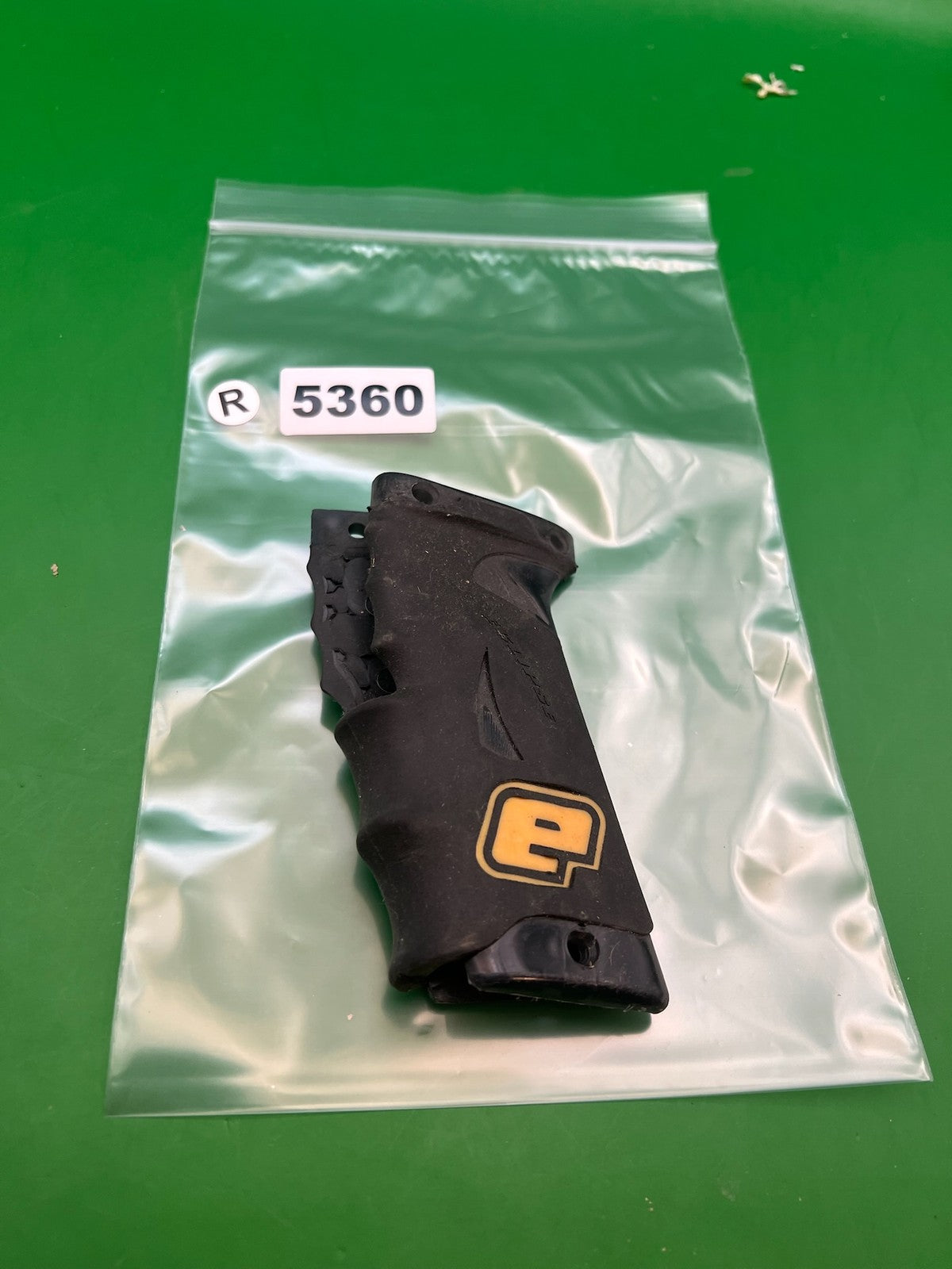 Planet Eclipse OG e-blade auto cocker Grips Black - used paintball grip panel - black