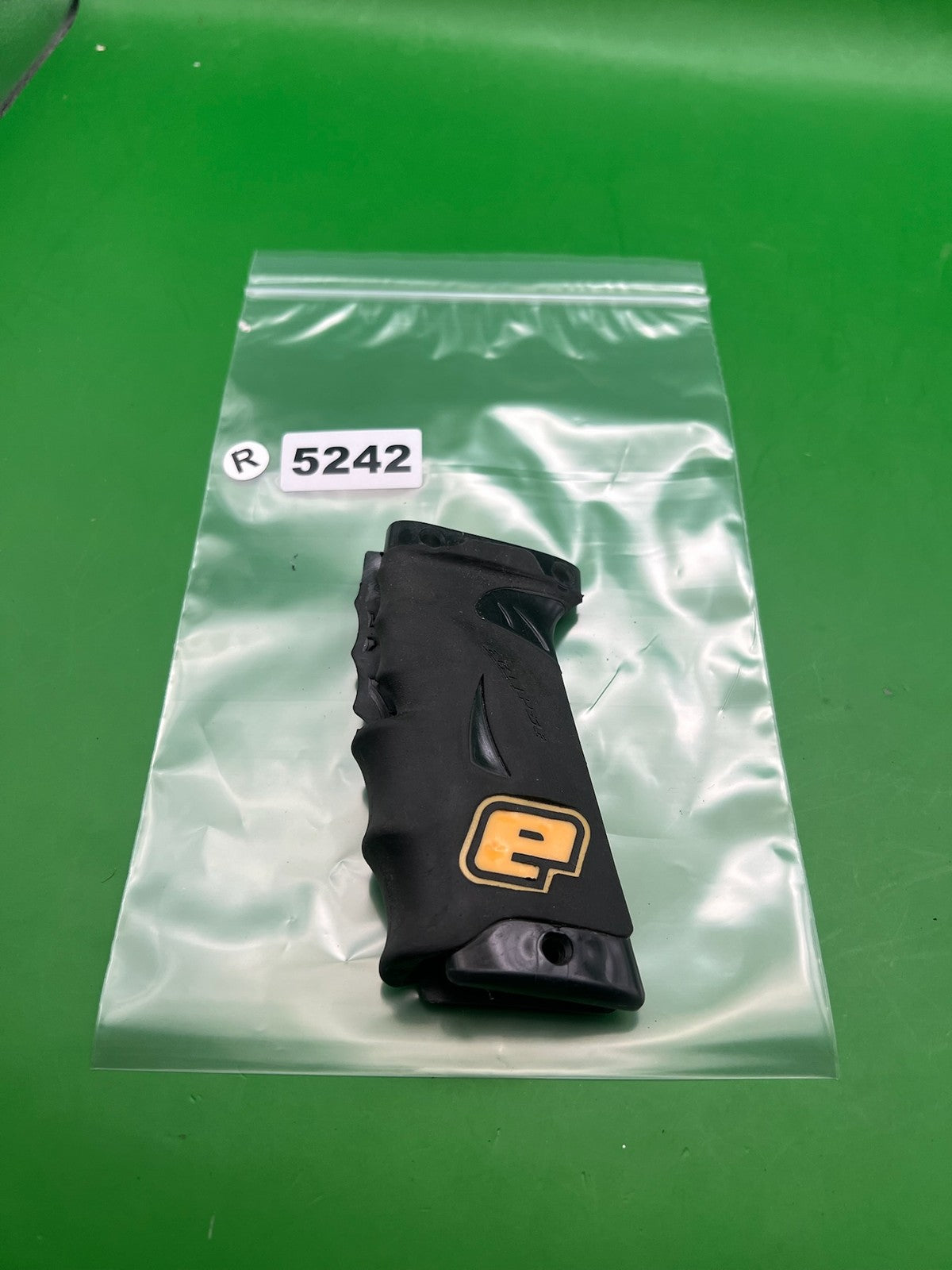Planet Eclipse OG e-blade auto cocker Grips Black - used paintball grip - black
