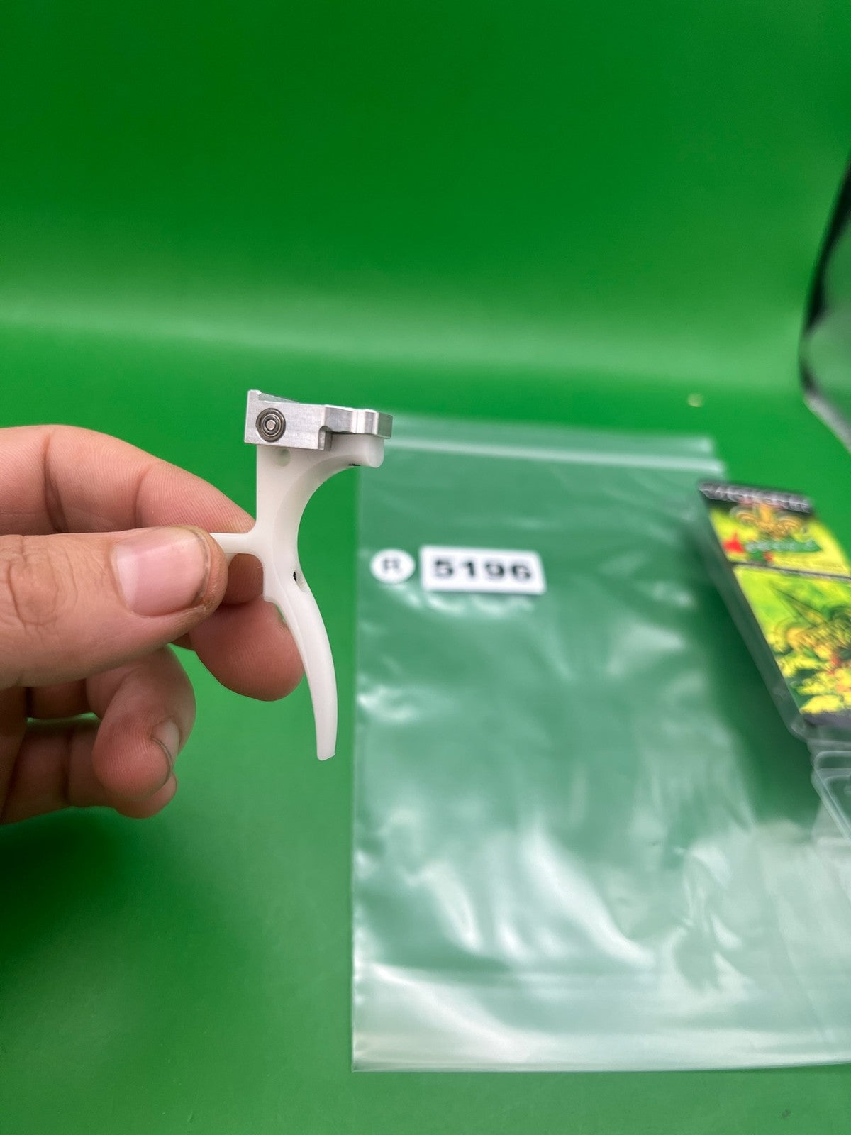 Violent Series ETEK 3AM/LT Scyther Trigger White - used paintball trigger - white