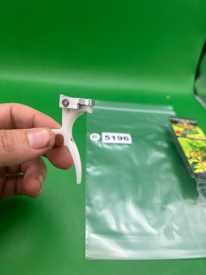 Violent Series ETEK 3AM/LT Scyther Trigger White - used paintball trigger - white