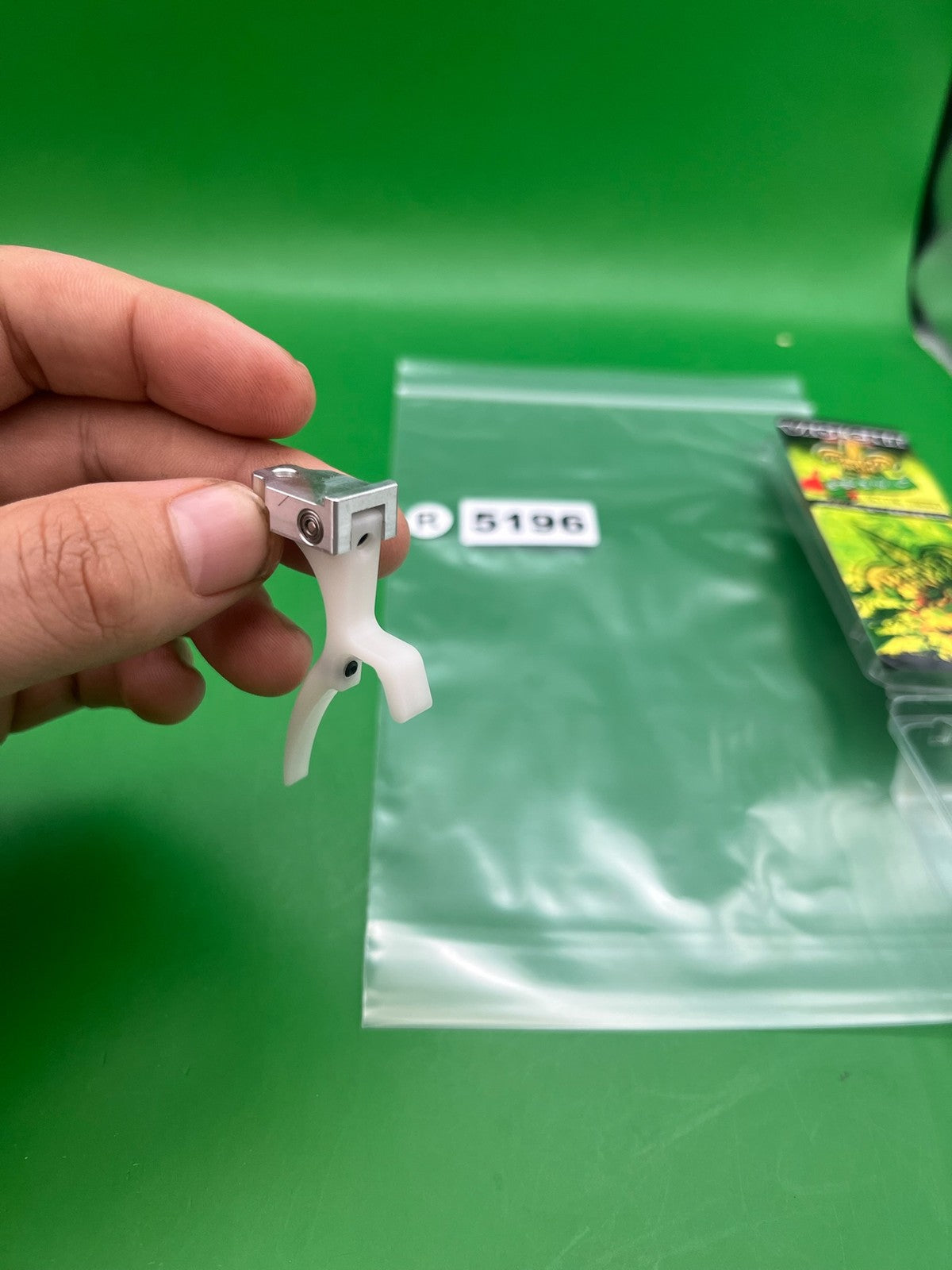 Violent Series ETEK 3AM/LT Scyther Trigger White - used paintball trigger - white
