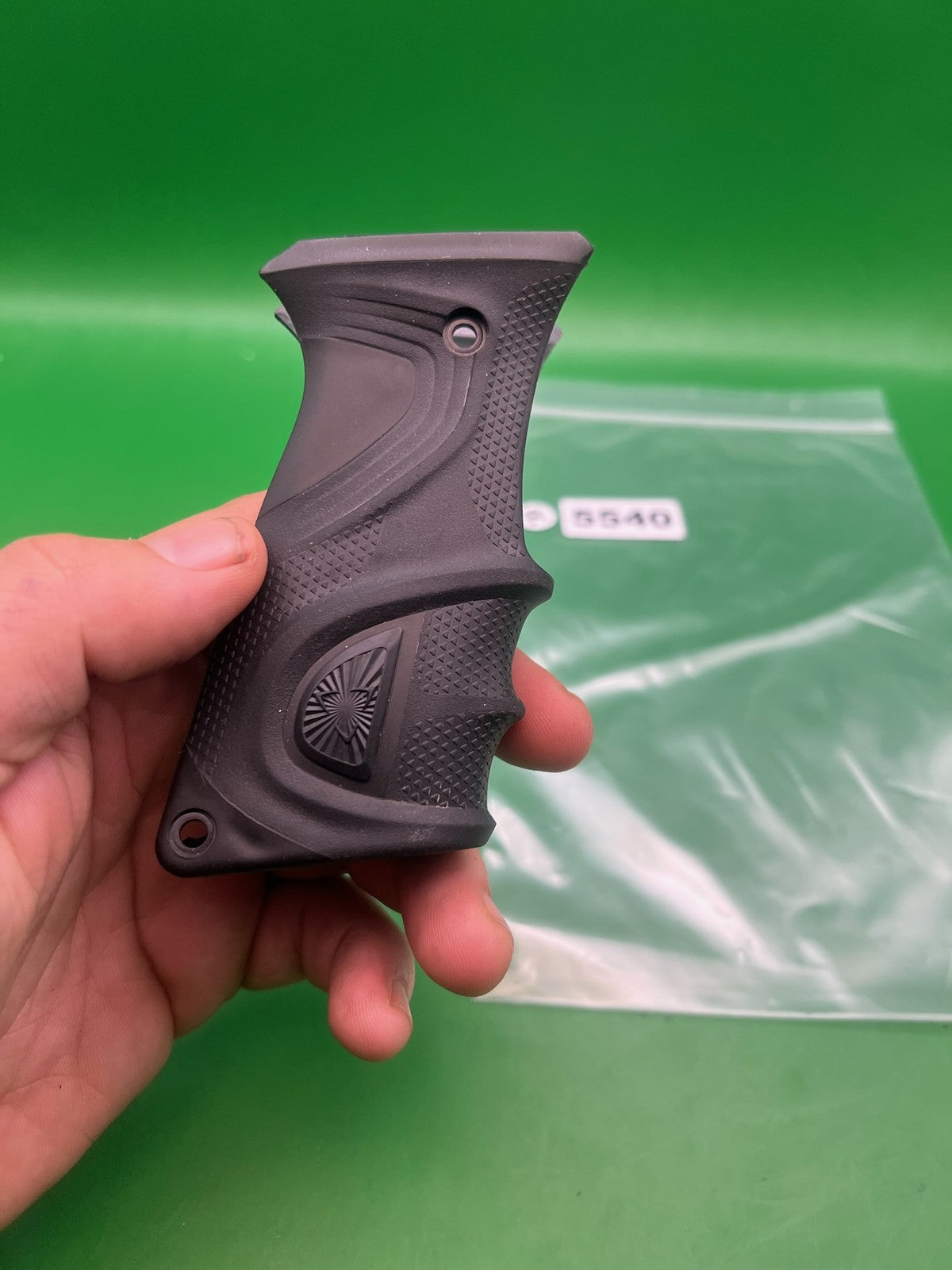 Dye DAM Grip Black