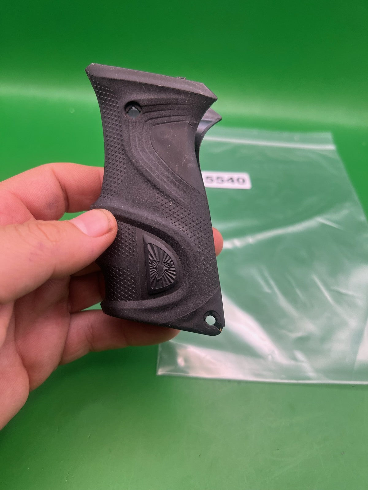 Dye DAM Grip Black