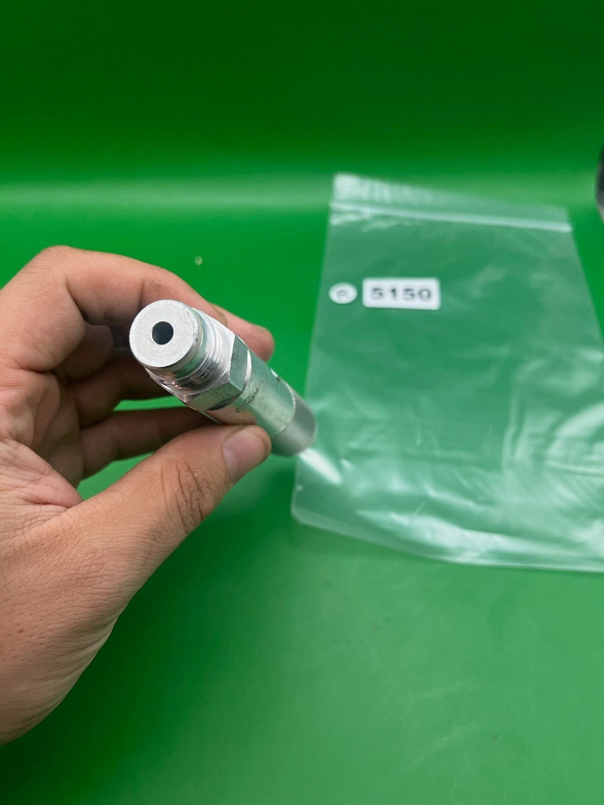 12 Gram Quick Change Co2 Adapter