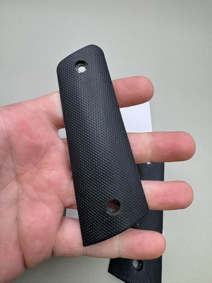 Vintage Paintball 1911/45 Style Split Grips Black