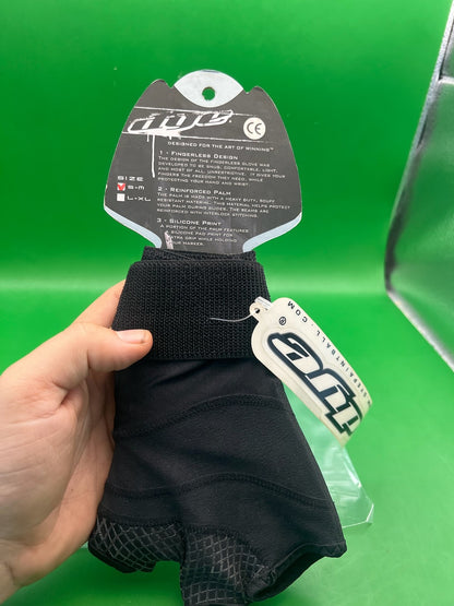 Dye Core Meta Black Gloves Size S-M