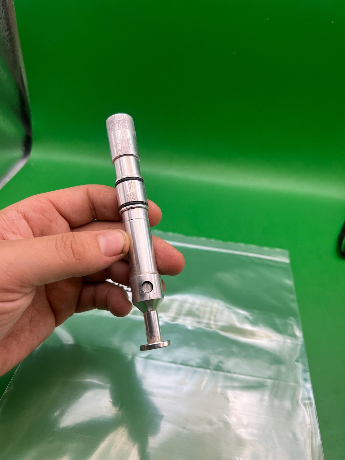Spyder Bolt - used paintball bolt - silver