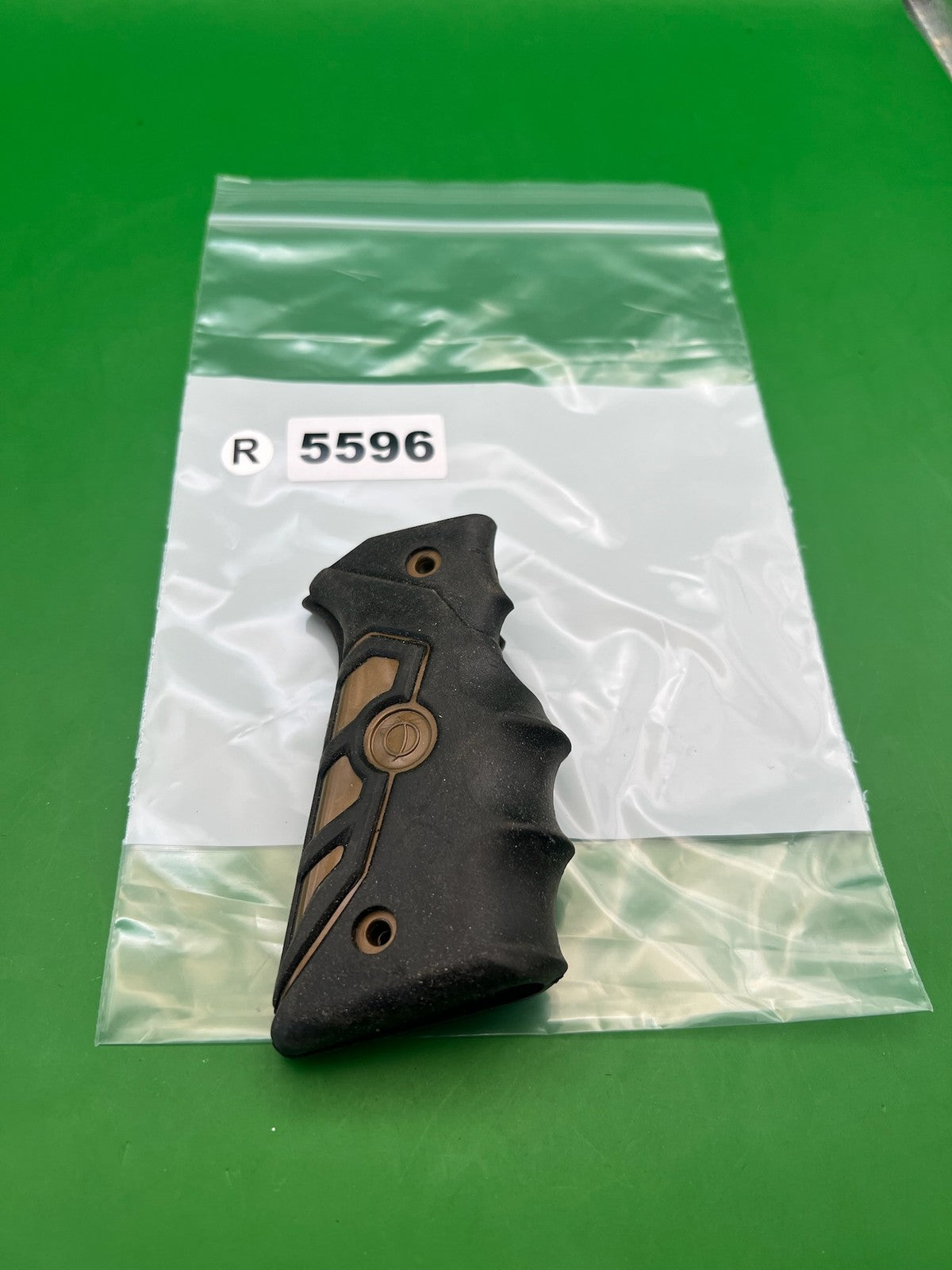 Smart Parts Grips - used paintball grip panel - black/bronze