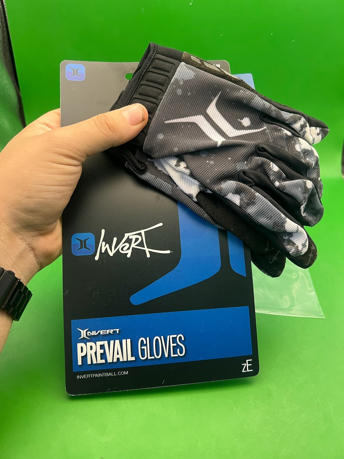 Invert Prevail Paintball Gloves Black Small