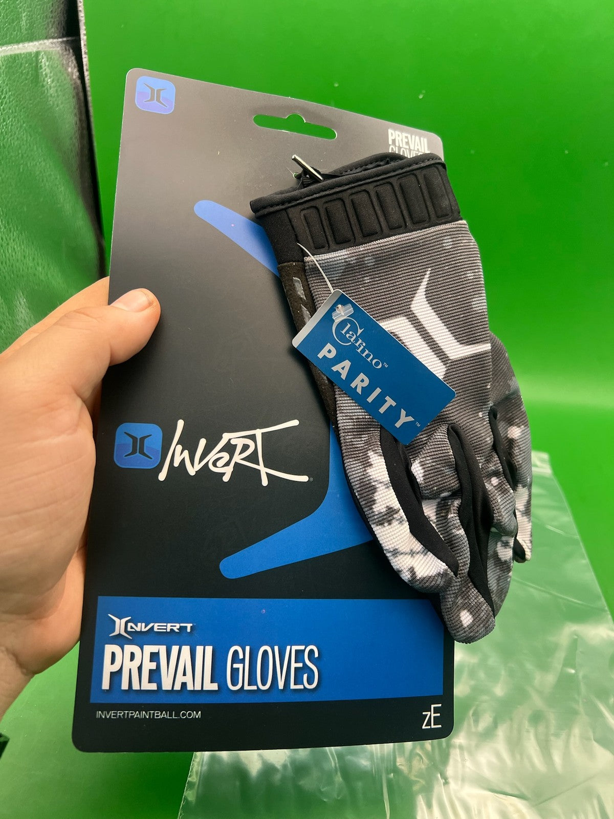 Invert Prevail ZE Paintball Gloves Black Small