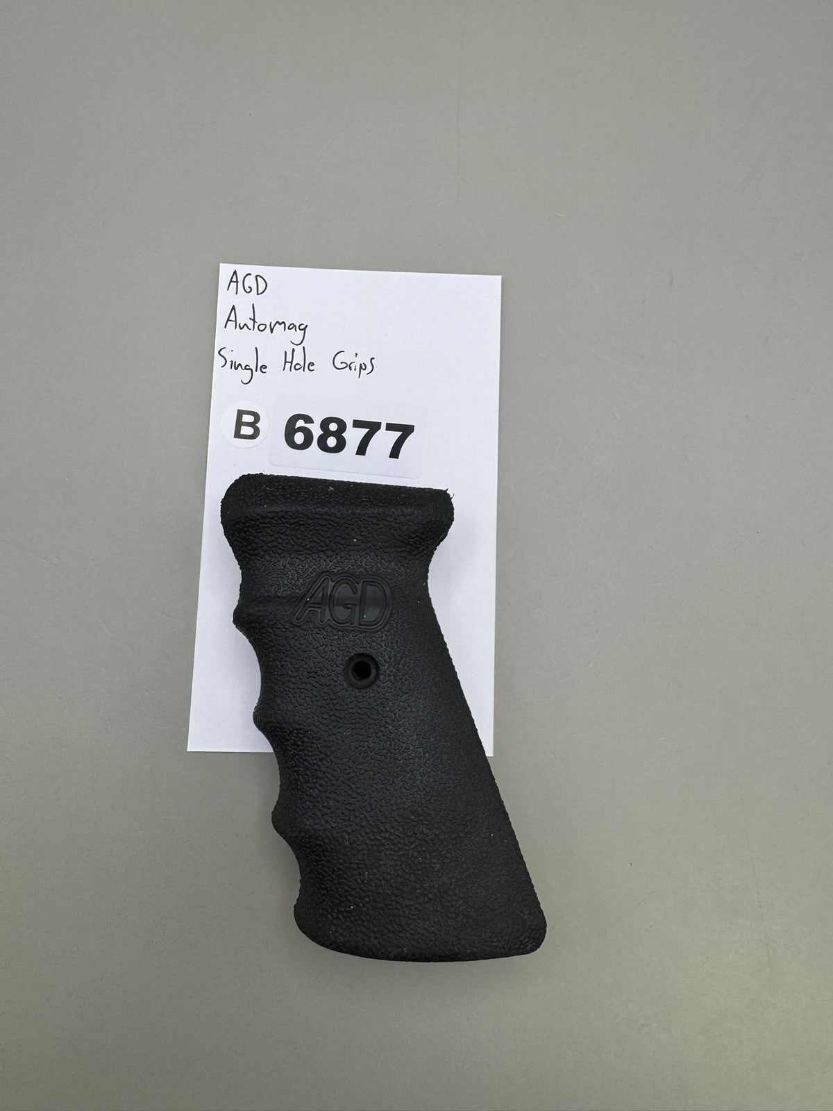 AGD Automag Single Hole Grips Black