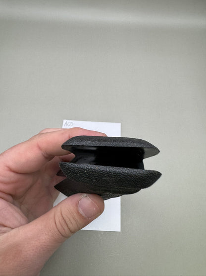 AGD Automag Single Hole Grips Black