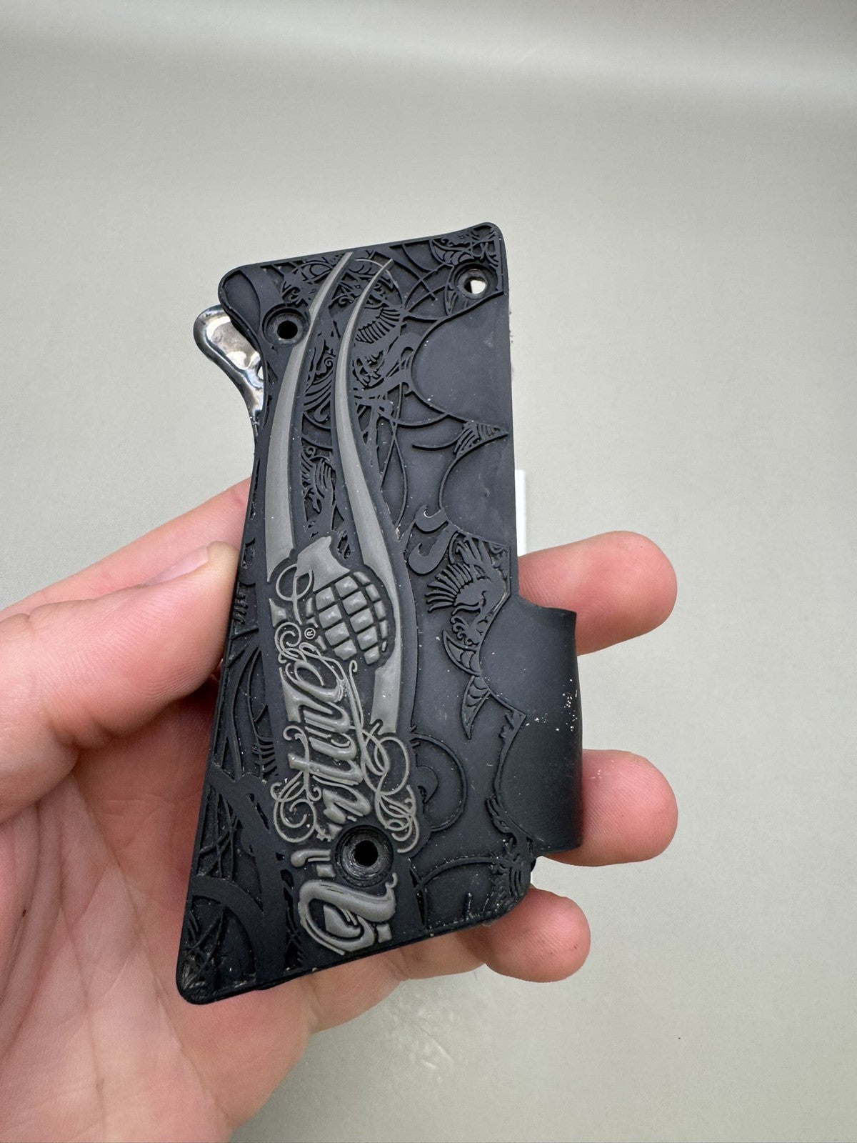 Virtue Paintball Bob Long Grips Black